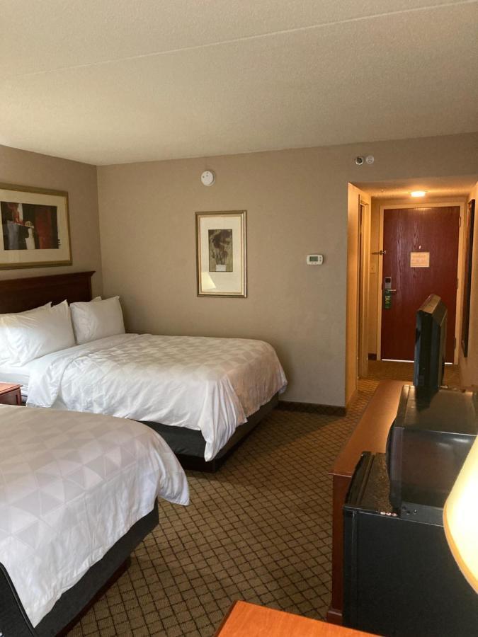 Holiday Inn Cincinnati-Eastgate By Ihg Exterior foto